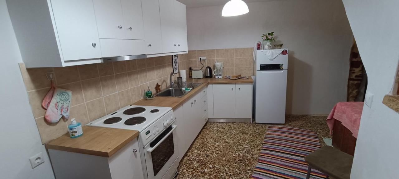 Comfortable And Spacious Stone Traditional Apartment Khania Eksteriør bilde